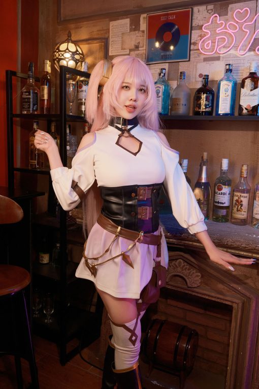 Lilia: The Fallen Flower in the Prison City - Official Lilia Cosplay by Yuii - Image 3